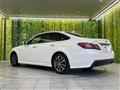 2019 Toyota Crown Hybrid