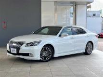 2017 Toyota Crown Majesta