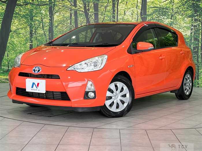 2013 Toyota AQUA