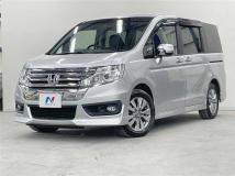2013 Honda Step WGN