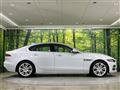 2020 Jaguar XE
