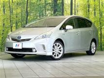 2013 Toyota PRIUS α