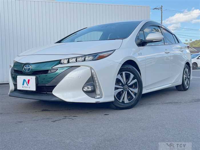 2017 Toyota Prius PHV
