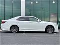 2015 Toyota Crown Hybrid