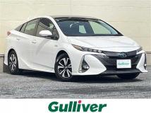 2019 Toyota Prius PHV