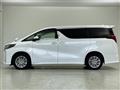 2019 Toyota Alphard Hybrid
