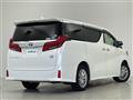 2019 Toyota Alphard Hybrid