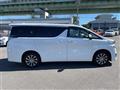 2015 Toyota Vellfire