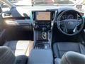 2021 Toyota Alphard Hybrid