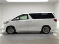 2013 Toyota Alphard