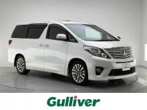 2013 Toyota Alphard