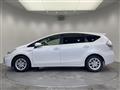 2014 Toyota PRIUS α