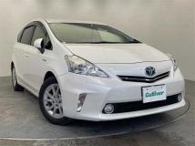 2014 Toyota PRIUS α