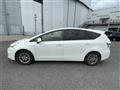 2013 Toyota PRIUS α