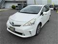 2013 Toyota PRIUS α
