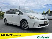 2013 Toyota PRIUS α