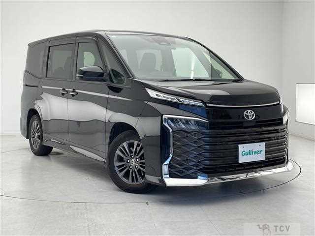 2022 Toyota Voxy
