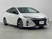 2019 Toyota Prius PHV