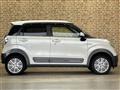 2018 Daihatsu Cast
