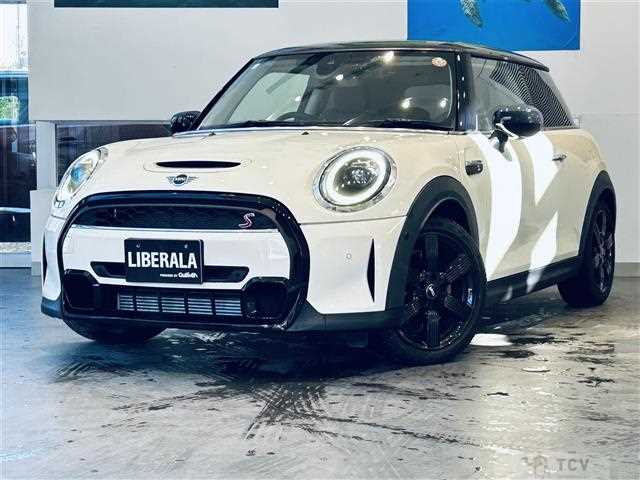 2021 BMW MINI