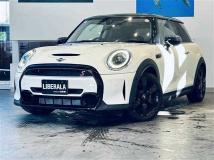 2021 BMW MINI