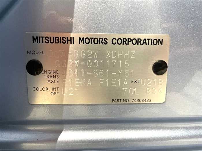 Mitsubishi Outlander 2014 photo 2