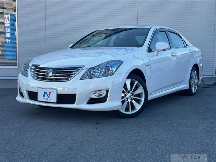 2008 Toyota Crown Hybrid
