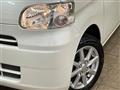 2011 Daihatsu Tanto