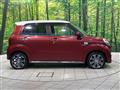 2018 Daihatsu Cast