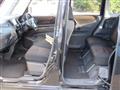 2012 Nissan ROOX