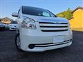 2009 Toyota Noah