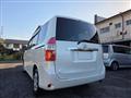 2009 Toyota Noah