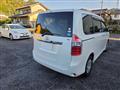 2009 Toyota Noah