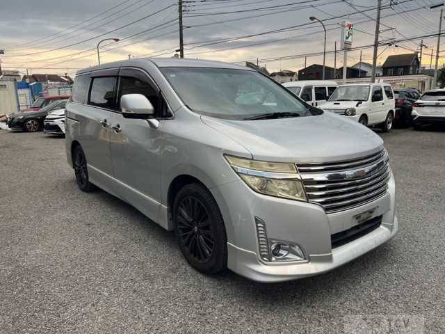 2011 Nissan Elgrand