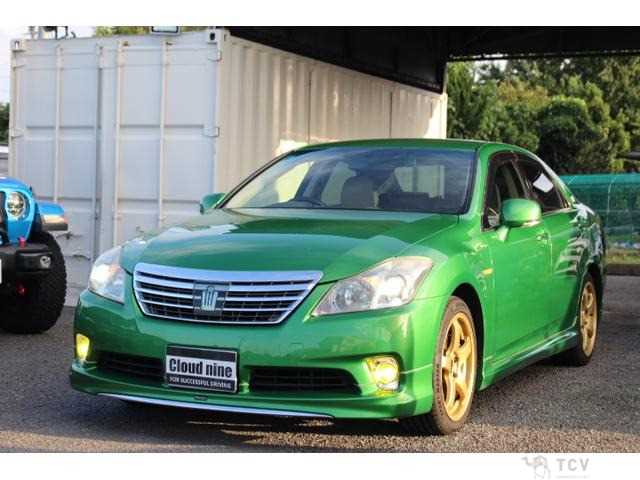 2010 Toyota Crown Hybrid
