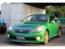 2010 Toyota Crown Hybrid