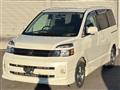 2005 Toyota Voxy