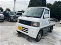 2003 Mitsubishi Minicab Truck