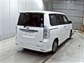 2014 Toyota Voxy