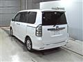 2010 Toyota Noah