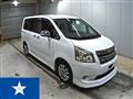 2010 Toyota Noah