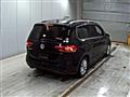 2017 Volkswagen Golf Touran