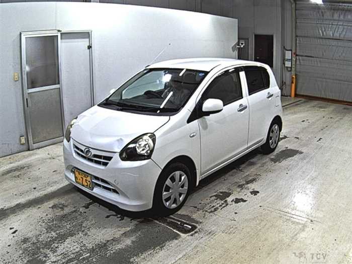2012 Daihatsu Mira Es