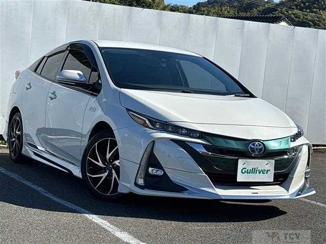 2019 Toyota Prius PHV
