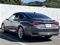 2019 Lexus ES