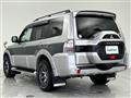 2019 Mitsubishi Pajero
