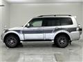 2019 Mitsubishi Pajero