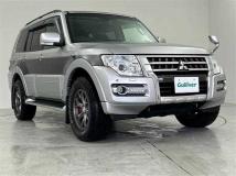 2019 Mitsubishi Pajero