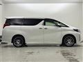 2018 Toyota Alphard Hybrid