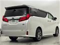 2018 Toyota Alphard Hybrid